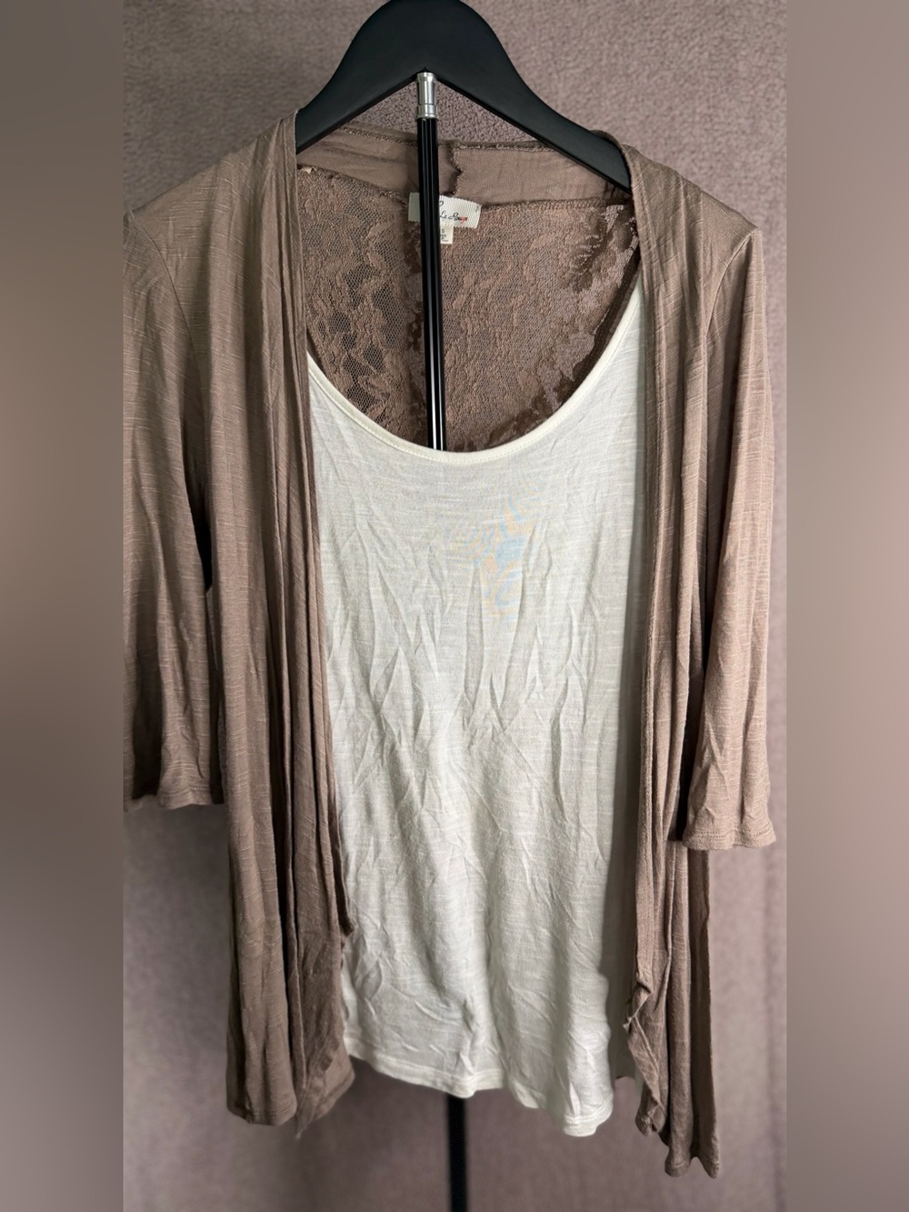 Le Rouge Taupe Lace Back Cardigan Tank Top Set Size S